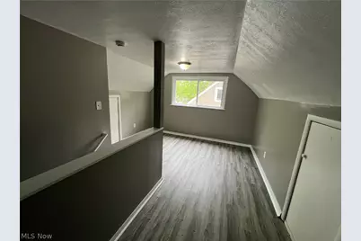 633 Blossom Drive, Lorain, OH 44052 - Photo 12