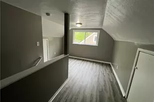 633 Blossom Dr, Lorain, OH 44052 - Photo 12