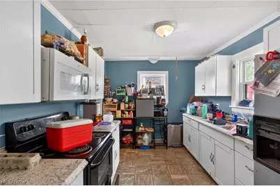 978 Wooster Road, Barberton, OH 44203 - Photo 12