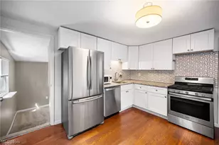 1964 W 57th St, Loveland, OH 44102 - Photo 6