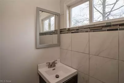 79 Beck Avenue, Akron, OH 44302 - Photo 24