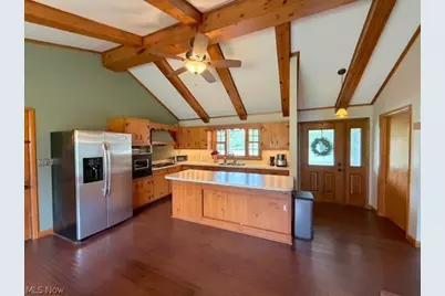2431 Pleasant Valley Road NE, New Philadelphia, OH 44663 - Photo 6