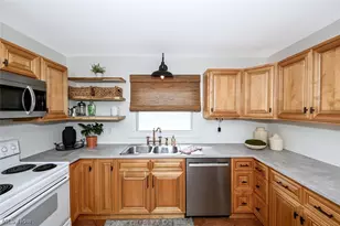 1115 21st St NE, Canton, OH 44714 - Photo 8