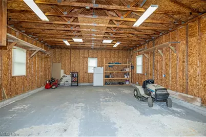 3957 Grafton Road, Brunswick, OH 44212 - Photo 32