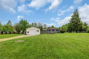 3957 Grafton Rd, Brunswick, OH 44212 - Photo 2