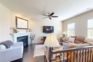 6144 N Pointe Dr, Pepper Pike, OH 44124 - Photo 4