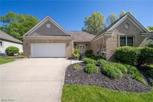395 White Spruce Dr, Macedonia, OH 44056 - Photo 2