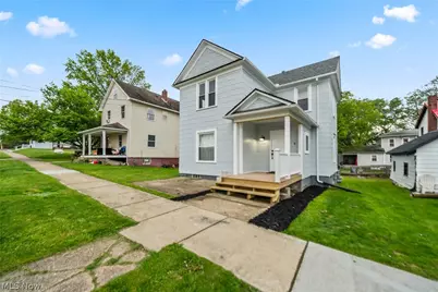 244 N Park Avenue, Alliance, OH 44601 - Photo 1