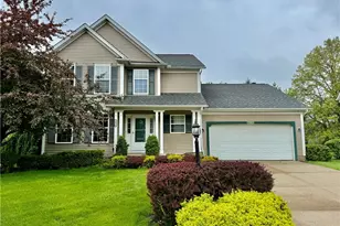 3076 Ravineview Cir, Stow, OH 44224 - Photo 2