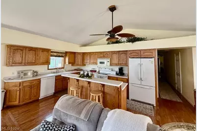 810 Florence Street #D, Belpre, OH 45714 - Photo 10
