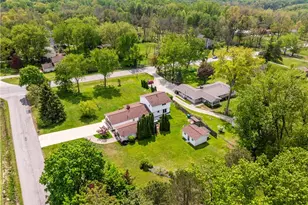 10548 Briar Hill Dr, Kirtland, OH 44094 - Photo 44