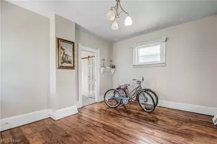 1884 W 47th St, Loveland, OH 44102 - Photo 6