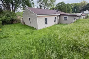 16816 Andrews Ave, East Liverpool, OH 43920 - Photo 2