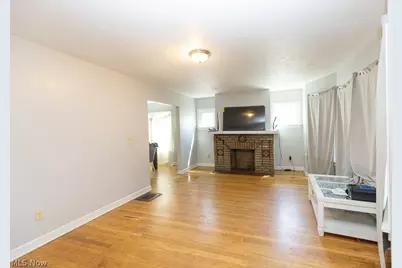 14221 Glenside Road, Loveland, OH 44110 - Photo 6