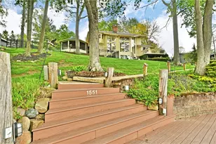 1551 Lake Crest Dr, Roaming Shores, OH 44084 - Photo 8