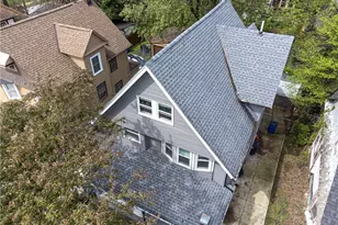 672 E 109th St, Loveland, OH 44108 - Photo 2