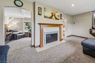 10610 Ridgewater Drive, Concord Twp, OH 44077 - Photo 6