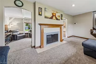 10610 Ridgewater Dr, Concord Twp, OH 44077 - Photo 6