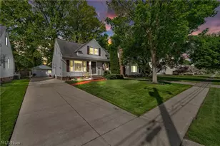 746 N Elmwood Ave, Wickliffe, OH 44092 - Photo 6