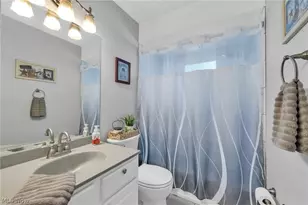 746 N Elmwood Ave, Wickliffe, OH 44092 - Photo 16
