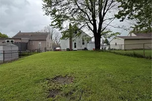 1546 Meadowbrook, Youngstown, OH 44514 - Photo 2