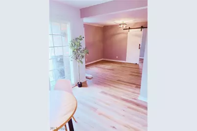 5810 Tiffany Court, Lyndhurst, OH 44124 - Photo 2