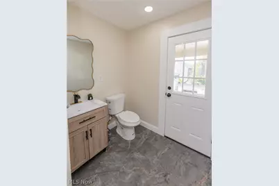 1272 Warren Road, Oakwood, OH 44107 - Photo 36