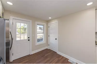 1272 Warren Road, Oakwood, OH 44107 - Photo 22