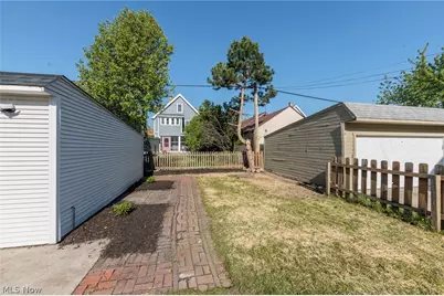 1272 Warren Road, Oakwood, OH 44107 - Photo 4