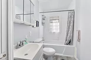 6115 Brownfield Dr, Parma, OH 44129 - Photo 10