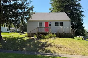 124 E King St, Zanesville, OH 43701 - Photo 1