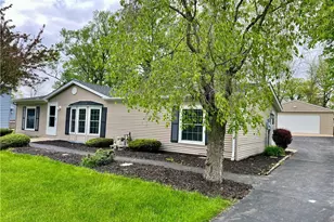 93 Fell Ave, Northfield Village, OH 44067 - Photo 2