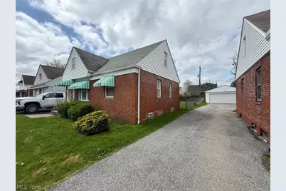 4076 E 187th Street, Loveland, OH 44122 - Photo 2