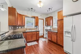 1968 Wakefield Ave, Youngstown, OH 44514 - Photo 12