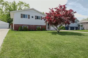 4202 Holl Ave, Sheffield Lake, OH 44054 - Photo 2