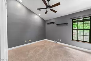 1303 Red Tail Hawk Ct, Boardman, OH 44512 - Photo 12
