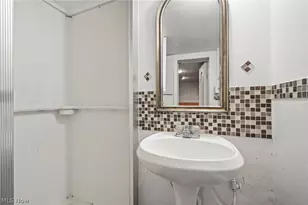 7411 Wooster, Parma, OH 44129 - Photo 28