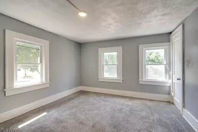 1213 Smithfarm Avenue, Akron, OH 44305 - Photo 18
