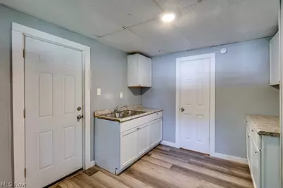 1213 Smithfarm Avenue, Akron, OH 44305 - Photo 12