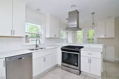 3023 Washington Boulevard, Cleveland Heights, OH 44118 - Photo 18