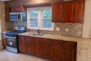 941 Owego St, Painesville, OH 44077 - Photo 10