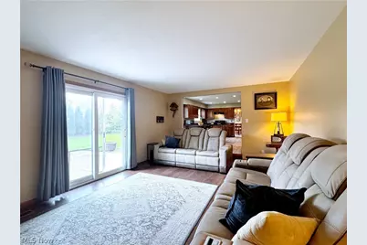 17051 Hunting Meadows Drive, Strongsville, OH 44136 - Photo 16