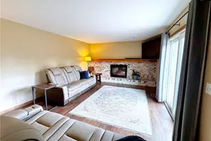 17051 Hunting Meadows Dr, Strongsville, OH 44136 - Photo 14