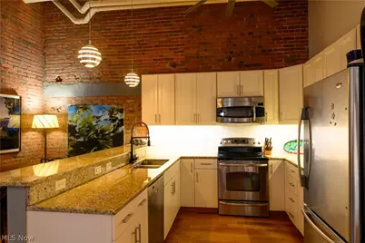 635 W Lakeside Avenue, Loveland, OH 44113 - Photo 4