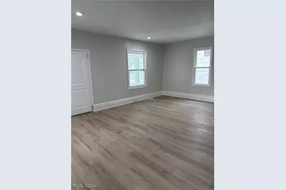 434 5th Street SW, Massillon, OH 44647 - Photo 2
