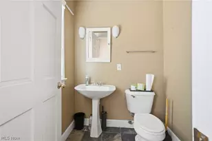 1786 W 52nd St, Loveland, OH 44102 - Photo 20
