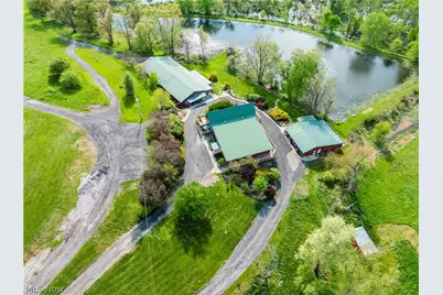 8480 Possum Hollow Road NW, Dundee, OH 44624 - Photo 2