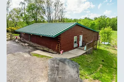 8480 Possum Hollow Road NW, Dundee, OH 44624 - Photo 10