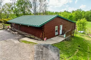 8480 Possum Hollow Rd NW, Dundee, OH 44624 - Photo 10