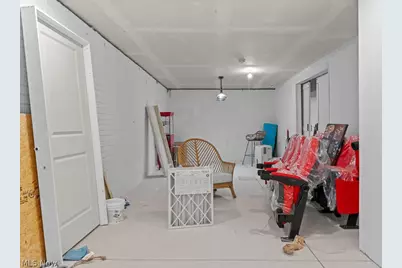 998 Sunrise Way, Akron, OH 44312 - Photo 30